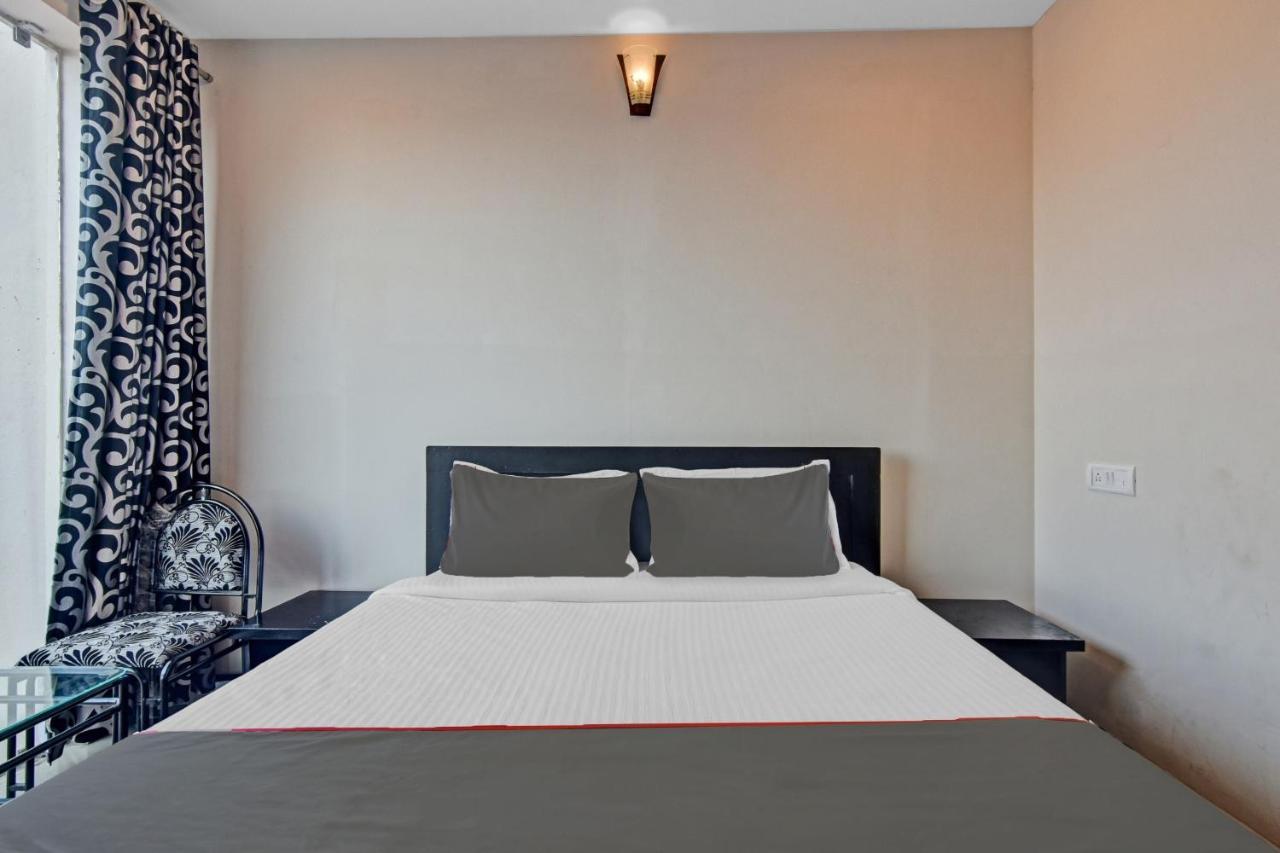 Capital O 86047 Hotel Sunview Cortalim Ngoại thất bức ảnh